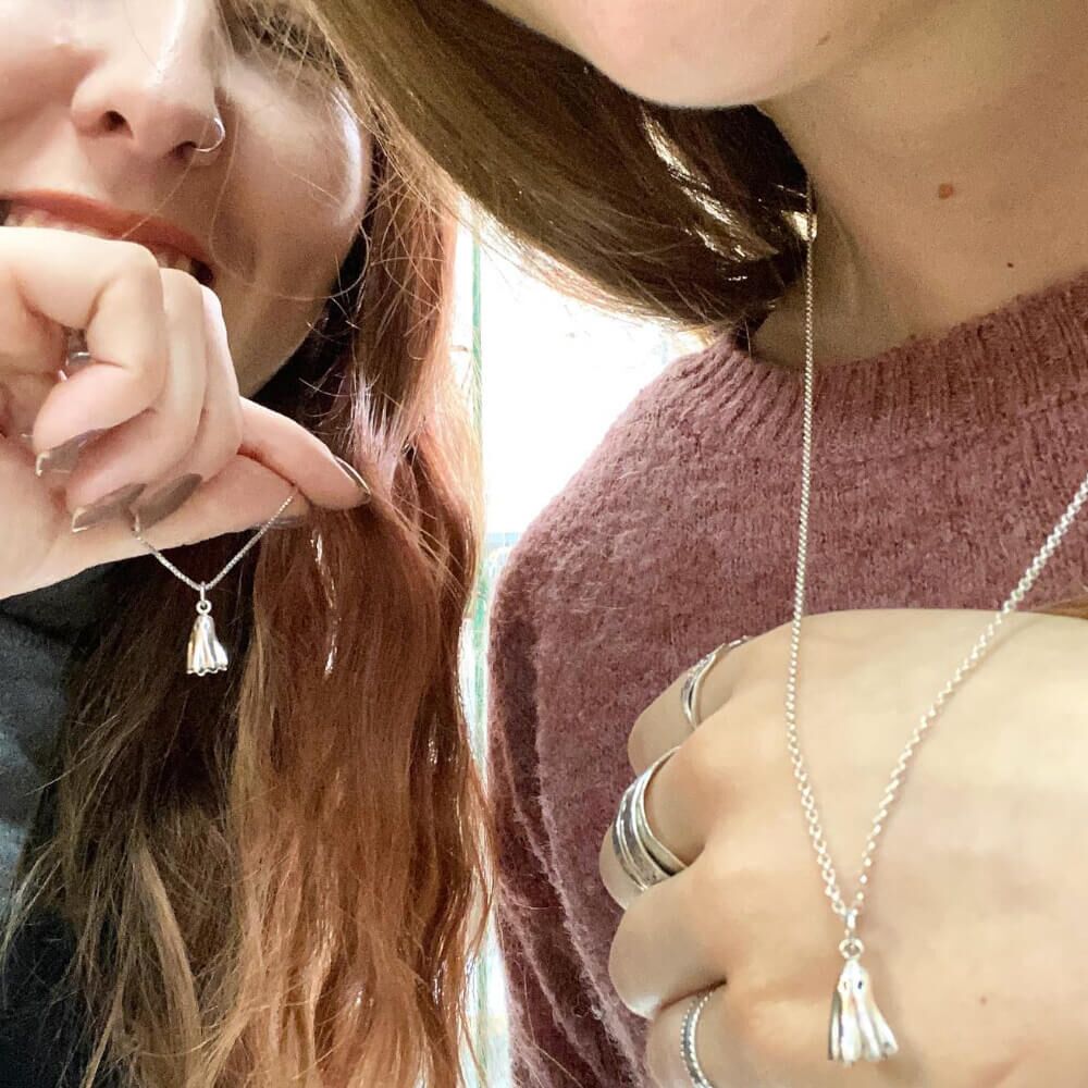 Adorable 3D Sterling Silver Spooky Ghost Pendant (8mm x 17mm) (N304)