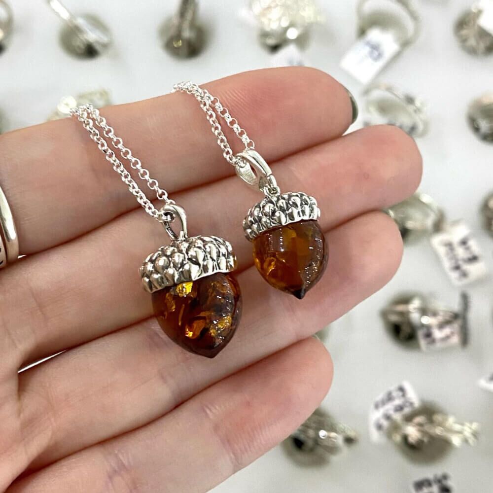 Beautiful Sterling Silver Small Acorn Pendant with Cognac Amber Nut (11mm) (N131)