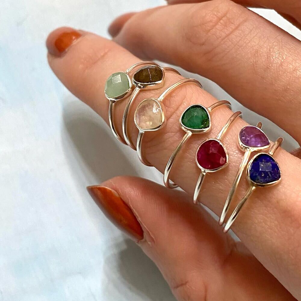 Pretty Sterling Silver Ring with Faceted