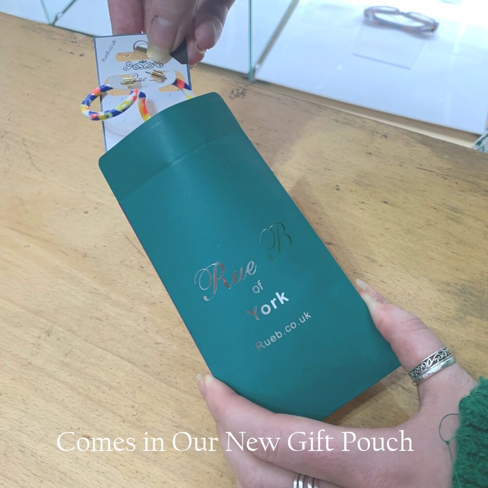 Lovely Fashion Jewellery: 1.5cm Matt Blue Rose Stud Earrings with Silver Dotted Detail (GR143)