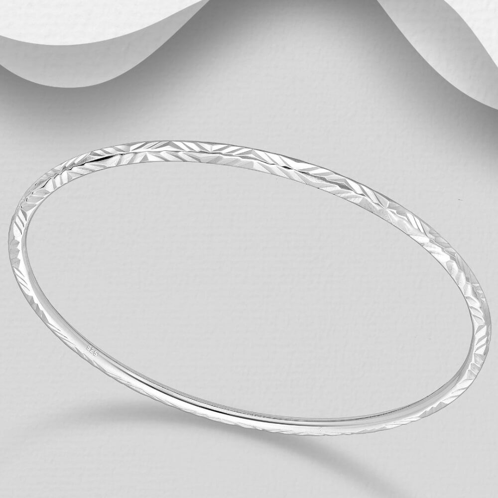 Diamond-Cut Etched Sterling Silver Bangle (62mm) (B18)