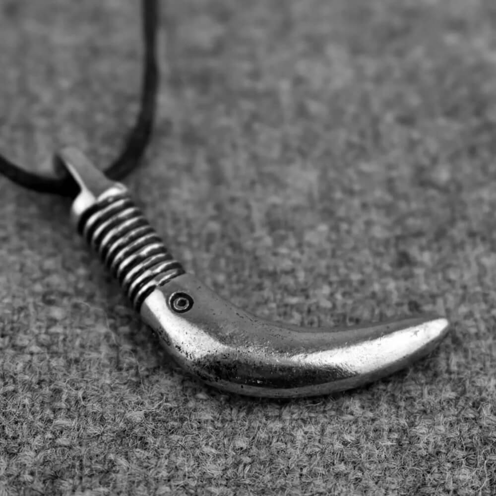 ASGARD Jewellery: Pewter Sowilo 'S' Rune Pendant