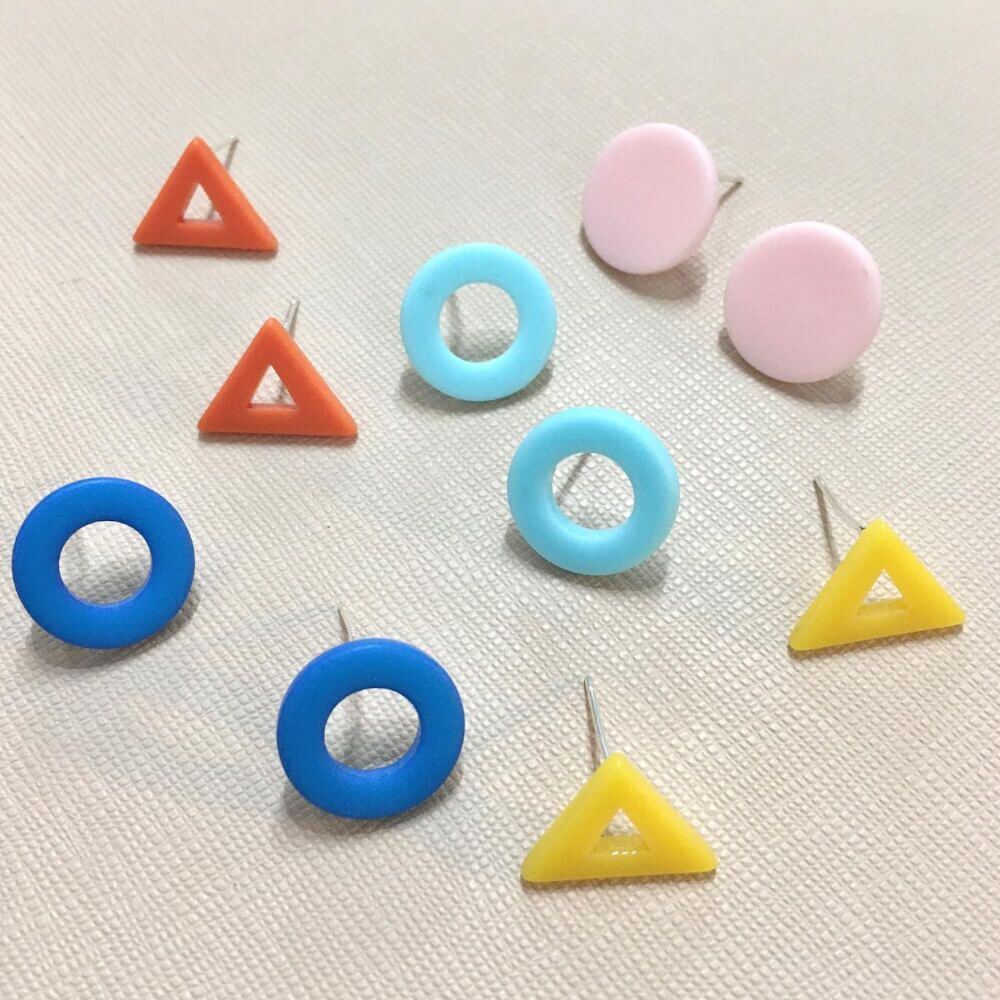 Matt Yellow Triangle Resin Stud Earrings with Sterling Silver Posts (1.5cm) (M592)B)